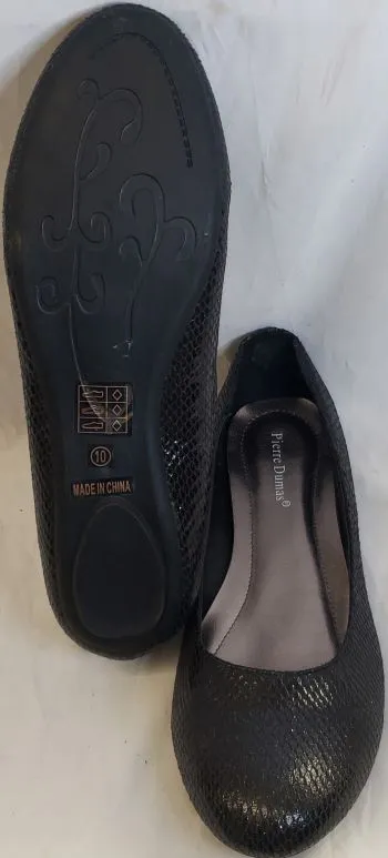 Mac -- Women's Flat Shoe