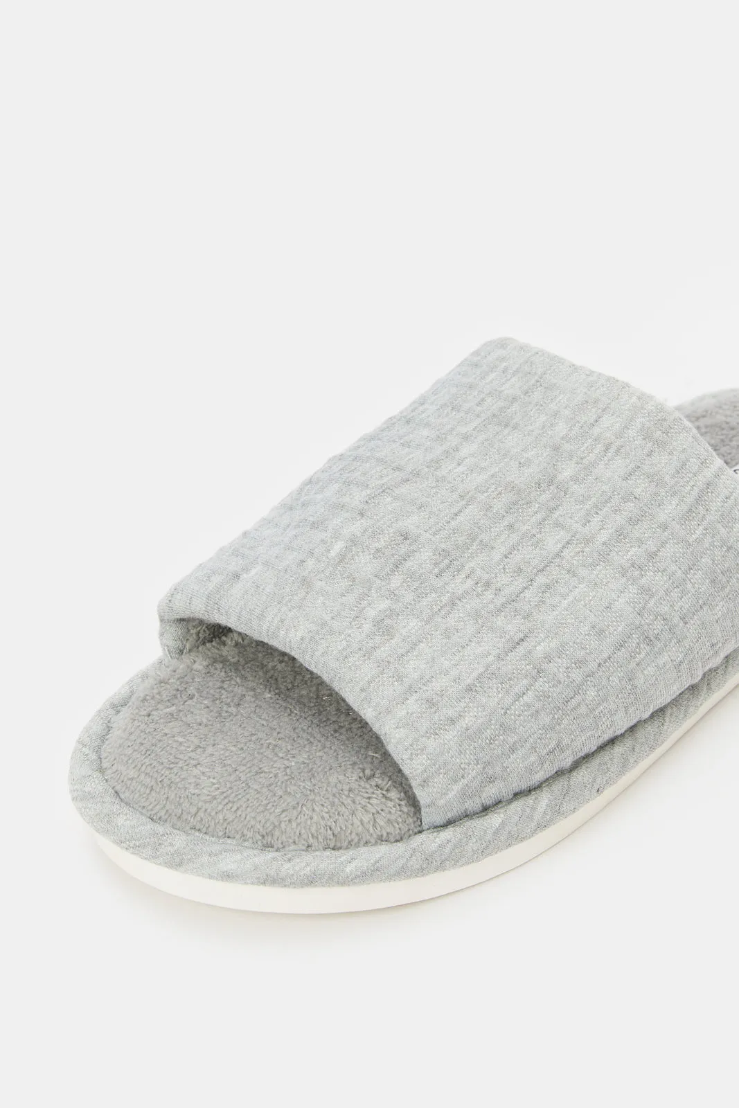 Men Grey Plain Slipper