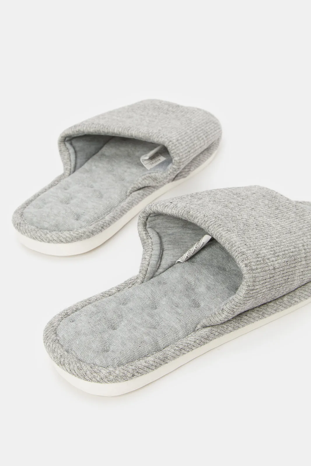 Men Grey Plain Slipper